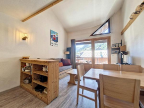 Confortable Studio + Mezzanine avec Balcon au Centre de Val d'Isère - 2/4 Personnes - FR-1-518-133